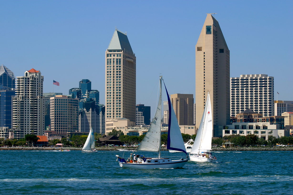 * San Diego, CA *